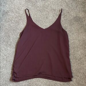 3/15$ 🛍️ Simons Deep Burgundy Camisole Top